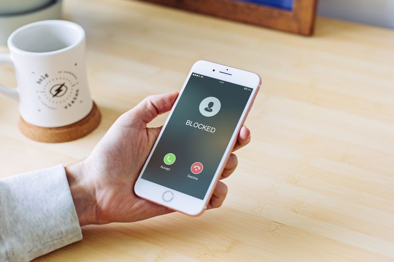 Cell phone with a blocked call